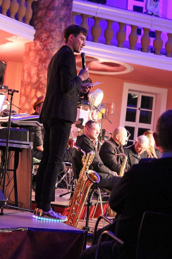 Stehende Ovationen im Achteckhaus