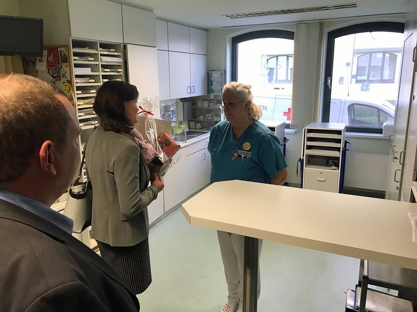 Weihnachtsbesuche in den DRK-Krankenh&auml;usern