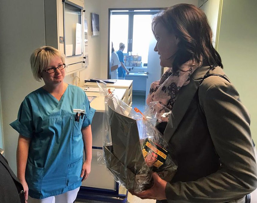 Weihnachtsbesuche in den DRK-Krankenh&auml;usern