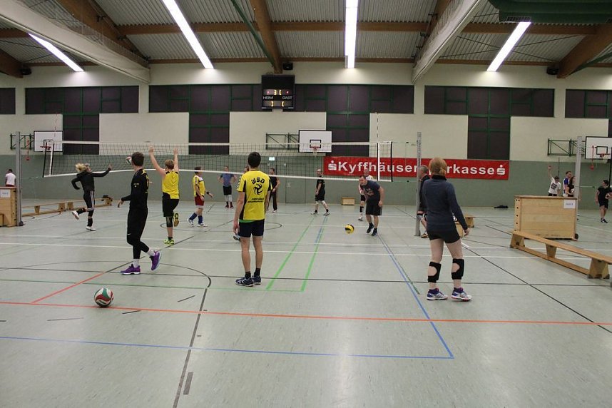 Volleyballturnier mit Rekordbeteiligung gestartet