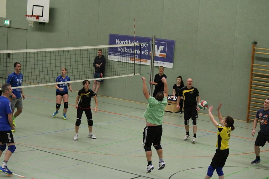 Volleyballturnier mit Rekordbeteiligung gestartet