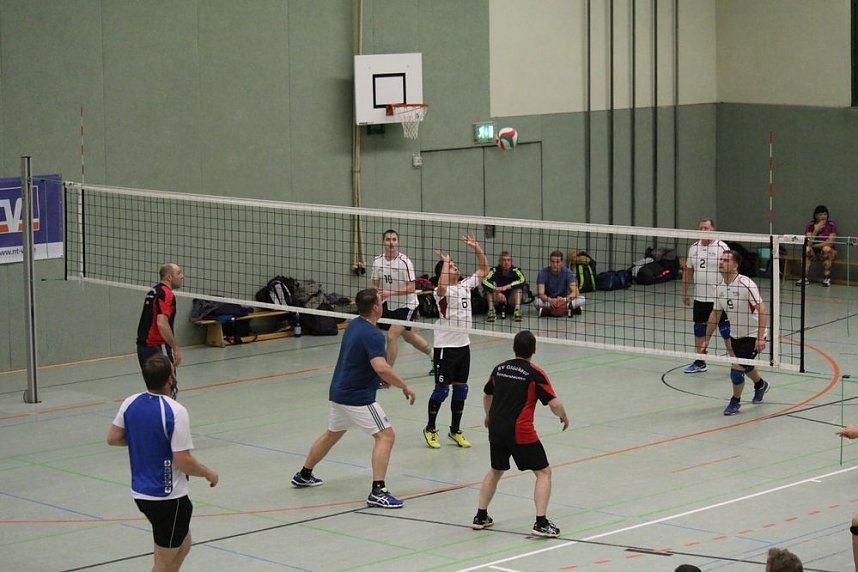 Volleyballturnier mit Rekordbeteiligung gestartet