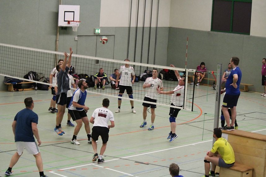 Volleyballturnier mit Rekordbeteiligung gestartet