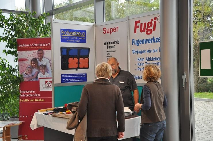 Messe im Autohaus Peter