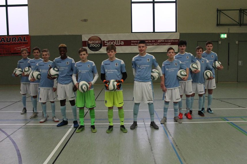 Stark besetzter 5. Allianz-Hallencup begonnen