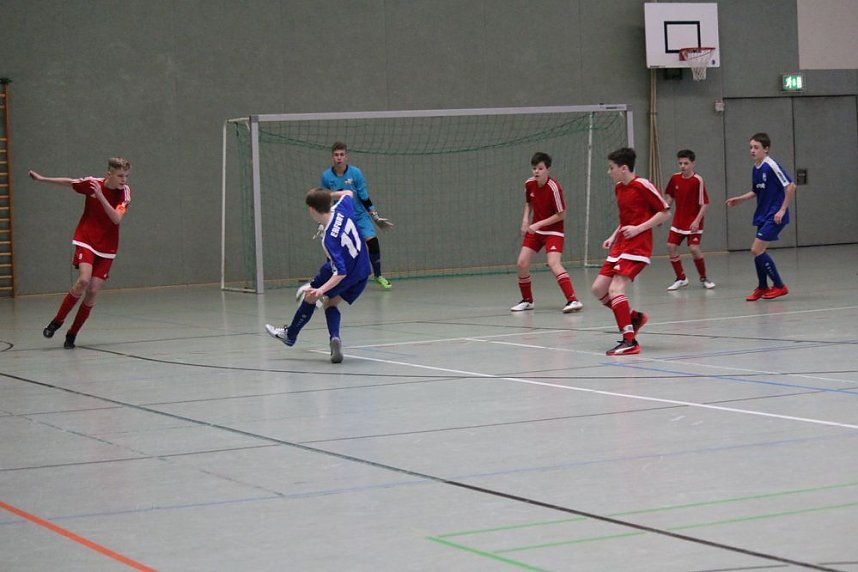 Stark besetzter 5. Allianz-Hallencup begonnen