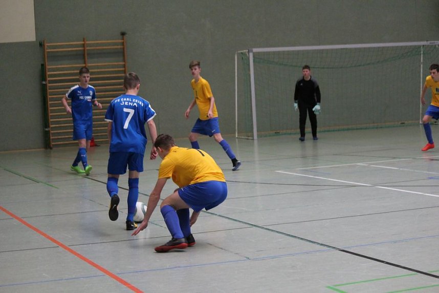 Stark besetzter 5. Allianz-Hallencup begonnen