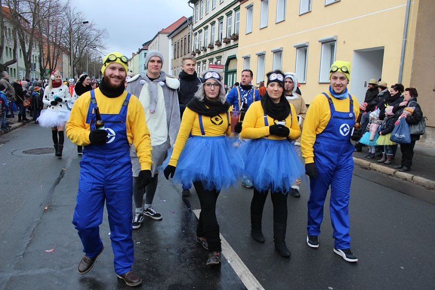 Rosenmontagsumzug in Sondershausen (1)