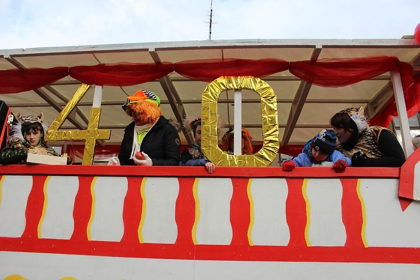 Rosenmontagsumzug in Sondershausen (1)