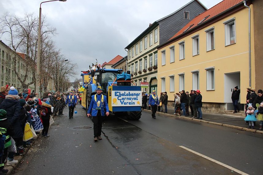 Rosenmontagsumzug in Sondershausen (1)