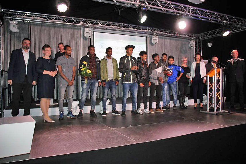 Schauprogramm, Ehrenamtspreise und mehr bei Sportgala