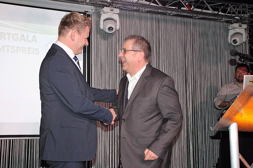 Schauprogramm, Ehrenamtspreise und mehr bei Sportgala