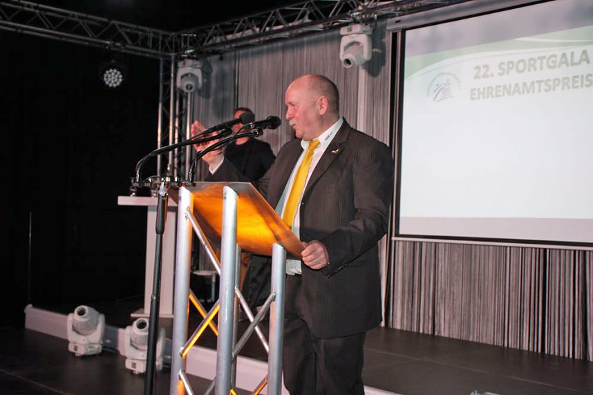 Schauprogramm, Ehrenamtspreise und mehr bei Sportgala