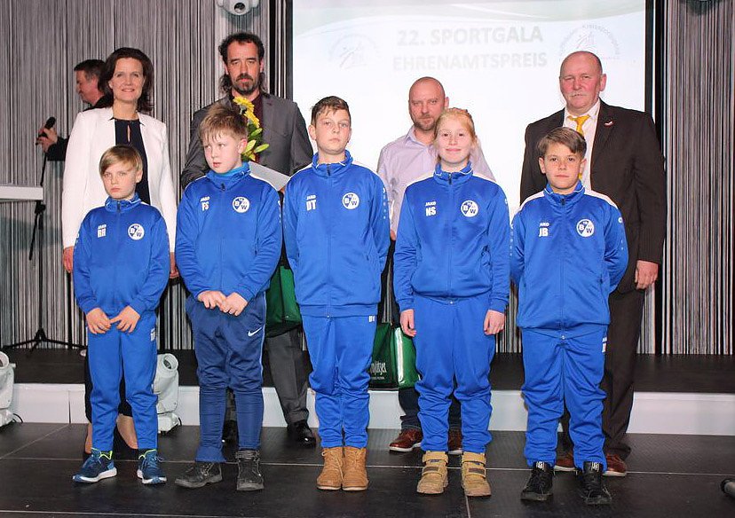 Schauprogramm, Ehrenamtspreise und mehr bei Sportgala