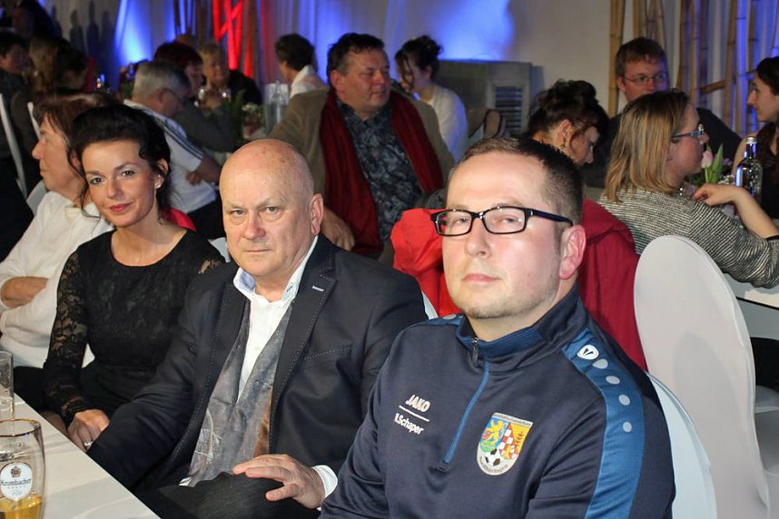 Schauprogramm, Ehrenamtspreise und mehr bei Sportgala