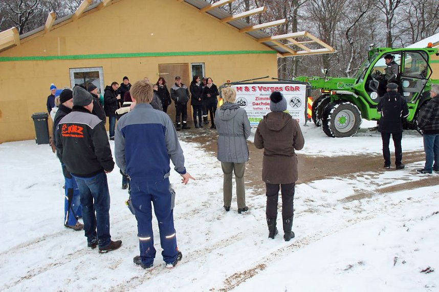 Richtfest f&uuml;r neue Bungalows im Ferienpark