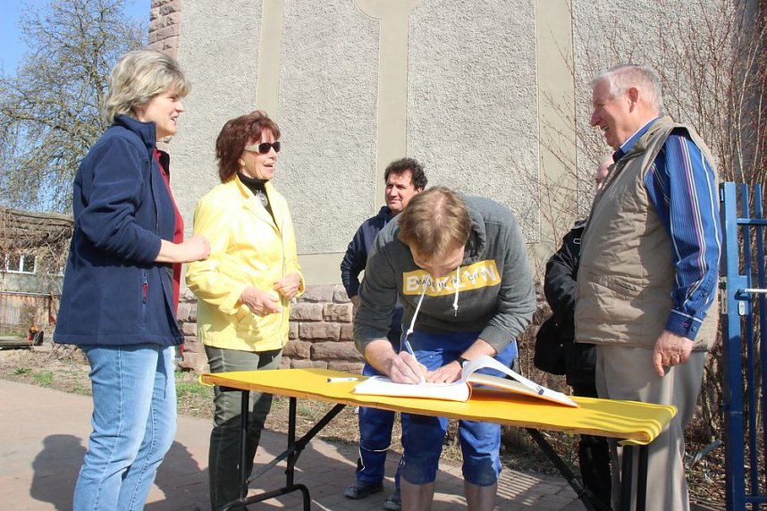 Hurra, wir spielen in der sanierten Kita