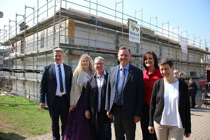 Feierliches Richtfest am Kyffh&auml;usergymnasium