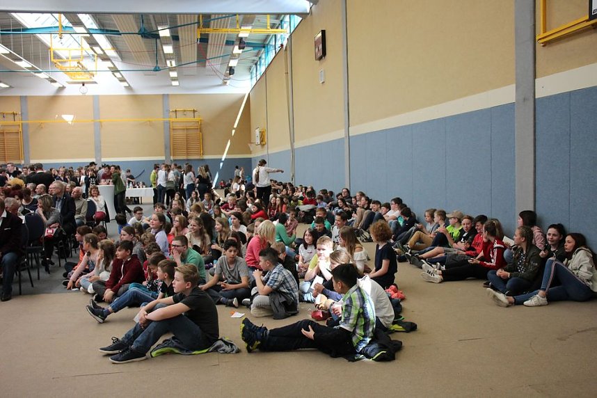 Feierliches Richtfest am Kyffh&auml;usergymnasium