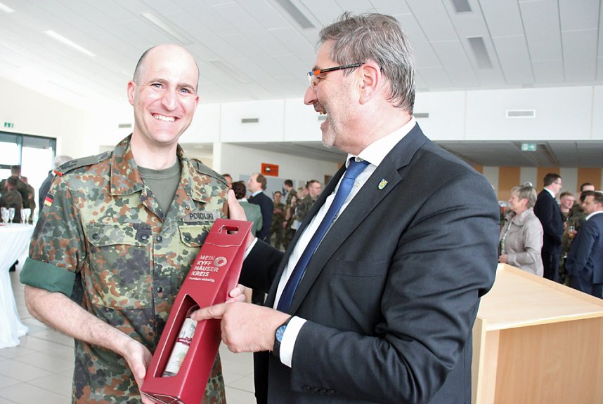 Aus der Region verabschiedet und empfangen