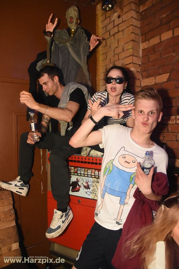 Die letzte Party in der Webe