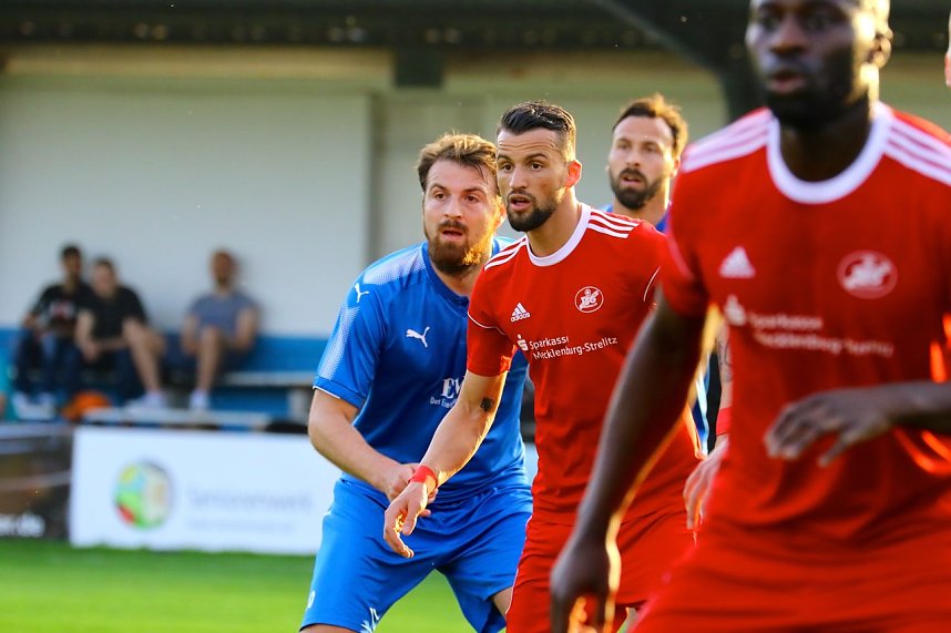2:1 gegen Neustrelitz gewonnen