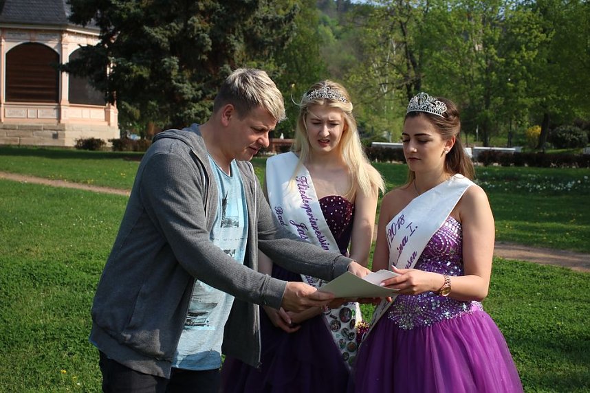 Gro&szlig;e Fliederbaumplanzaktion in Bad Frankenhausen