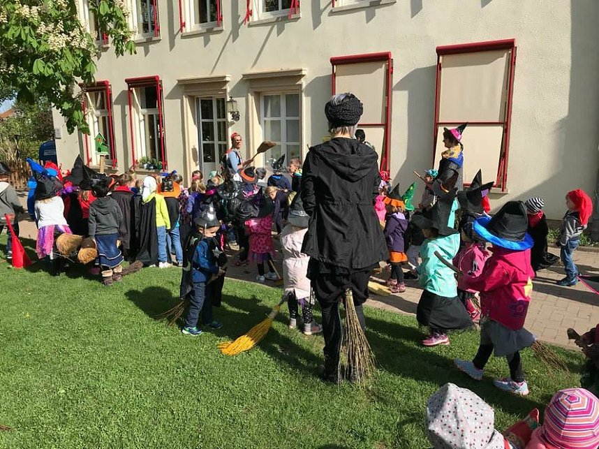 Hi Ha Hexent&ouml;ne....