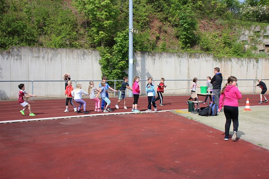 GS Franzbergschule bei Bundesjugendspielen