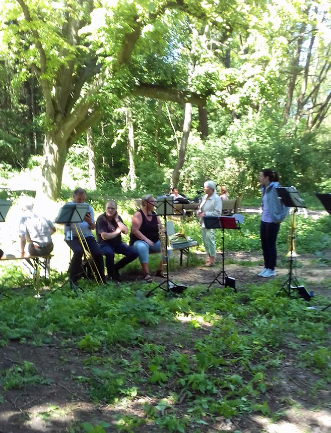 Pfingstmontag am Mutzenbrunnen