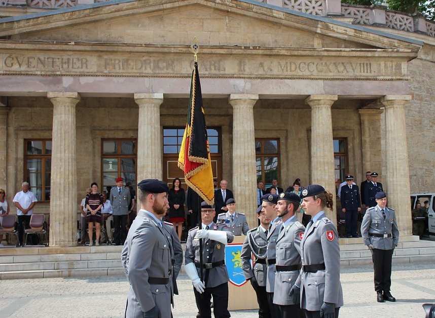 Wieder Soldatinnen und Soldaten vereidigt