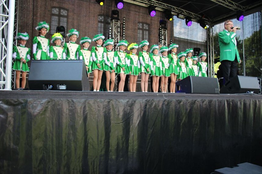 B&uuml;rgermeister feierlich verabschiedet