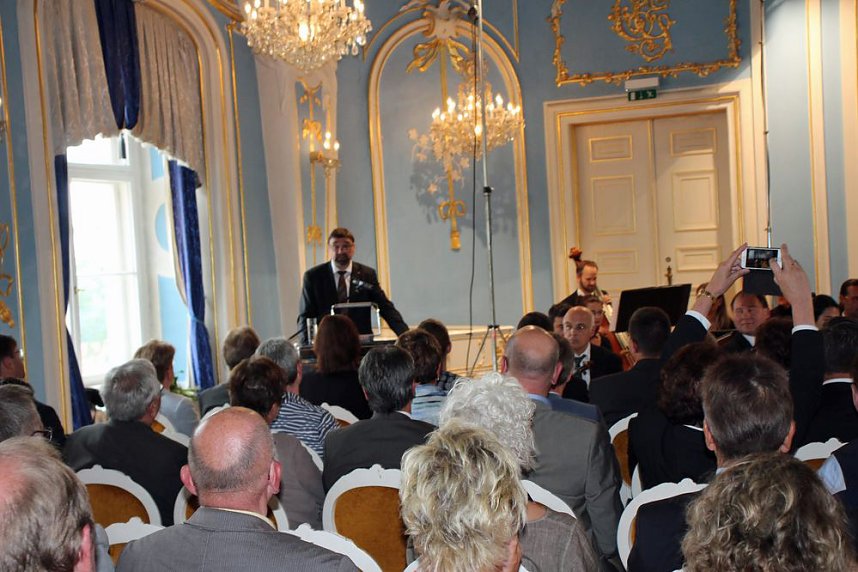 Mit Festakt verabschiedet