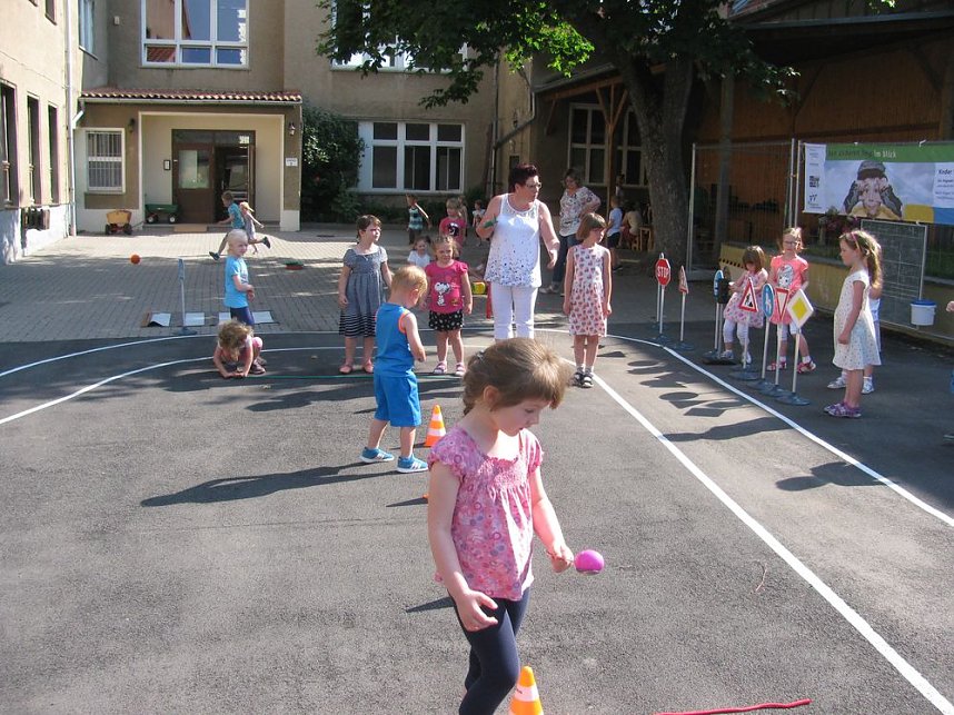 Verkehrssicherheitstag in der Kita Bienchen  Heldrungen