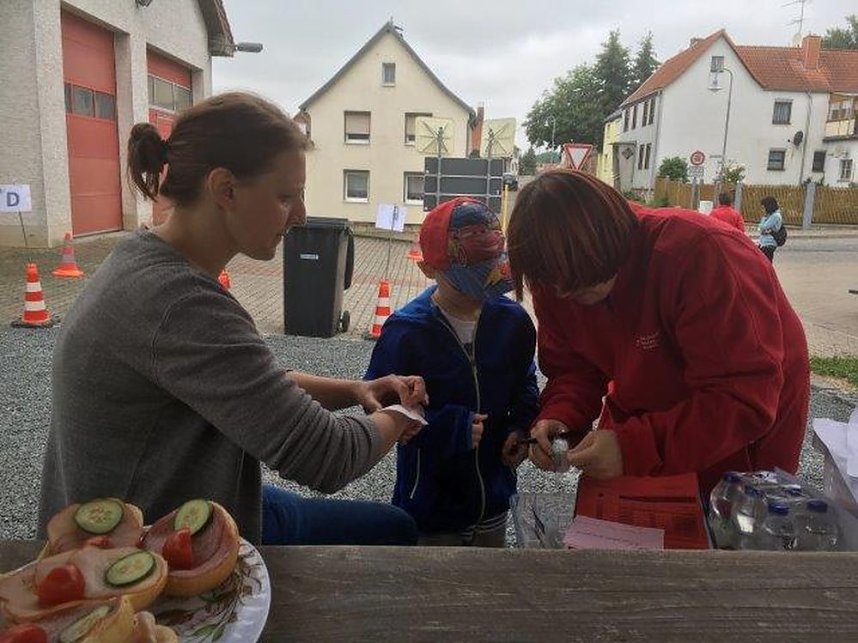 Jugendrotkreuz Sondershausen misst sich bei seinem Jahresh&ouml;hepunkt in Immenrode !