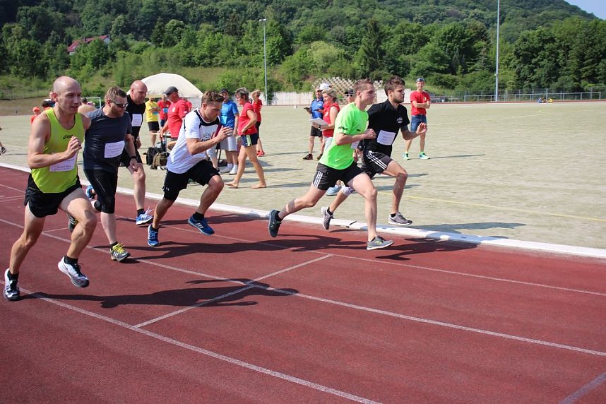 Mini-WM der Leichtathletik gestartet