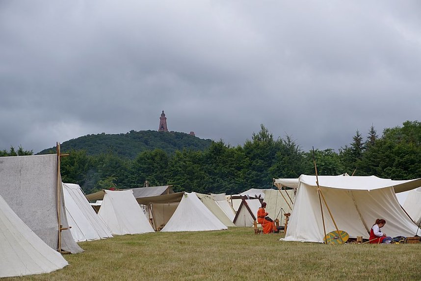 Handwerkermarkt zum Mitsommer
