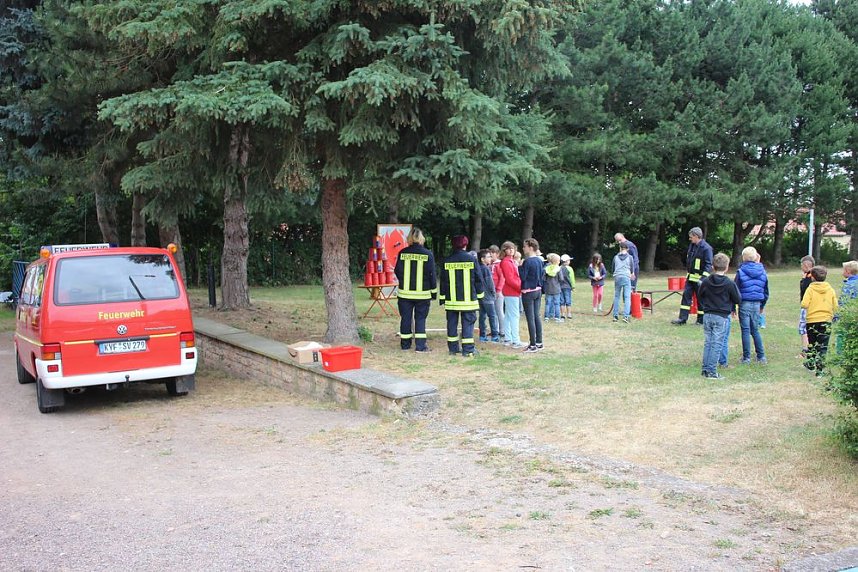 Schwimmbadfest mit der Fachschule