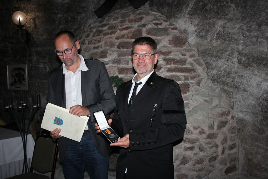 Hohe Auszeichnungen f&uuml;r freiwillige Retter unter Tage