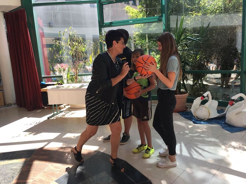 Es ist Zeit zu geh'n,...