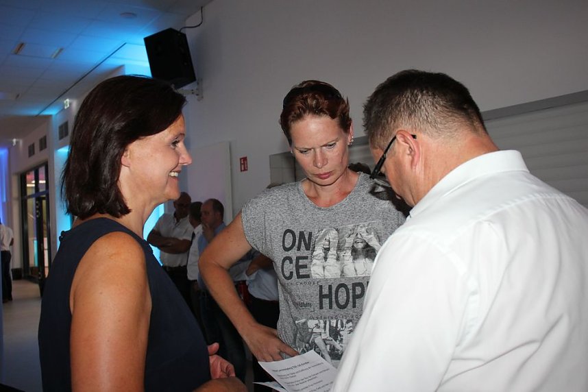 Gemeinschaftsschule in Greu&szlig;en &uuml;bergeben