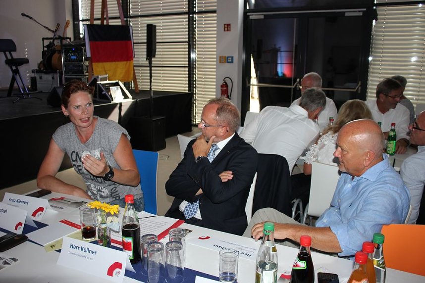 Gemeinschaftsschule in Greu&szlig;en &uuml;bergeben