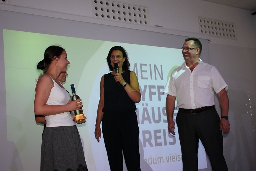 Gemeinschaftsschule in Greu&szlig;en &uuml;bergeben