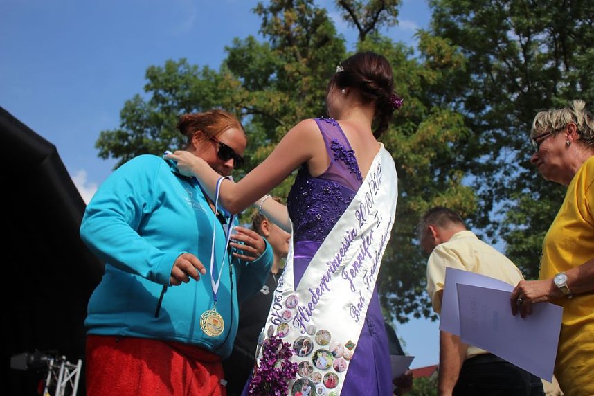 Erste Weltmeister im Brustr&uuml;ckw&auml;rtsschwimmen