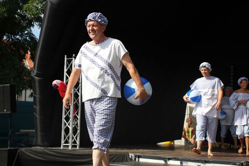 Publikumsmagnet Bademodenschau