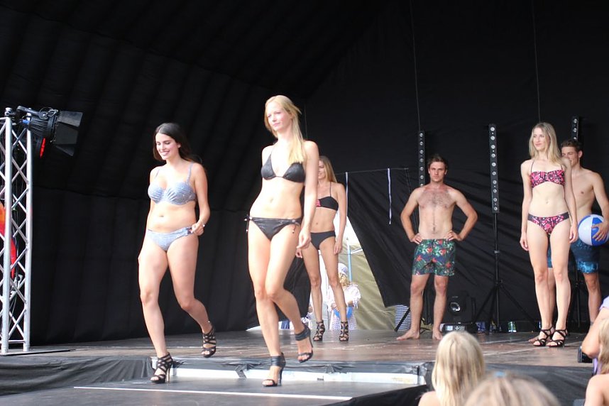 Publikumsmagnet Bademodenschau