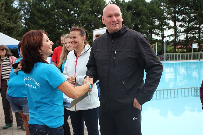 24-Stunden-Schwimmen begeisterte