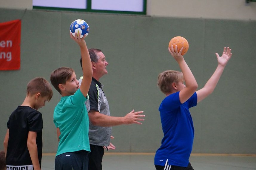 Dagos Handballschule zu Gast in Sondershausen