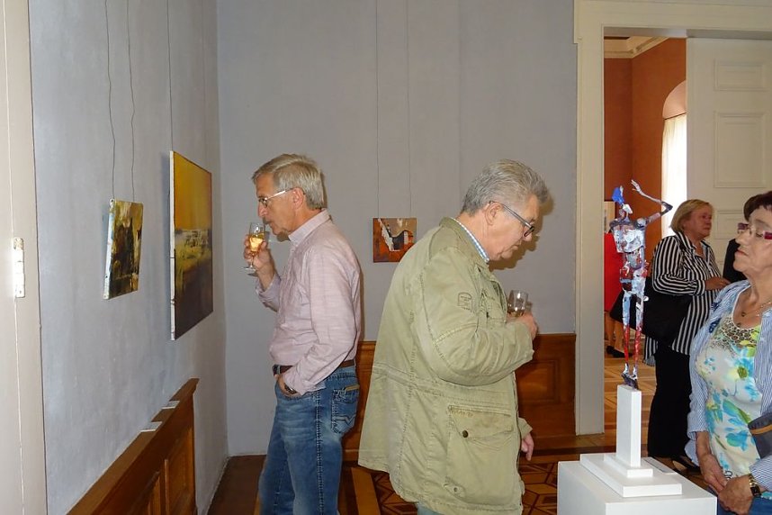 Lichtbringer und Schattenfugen