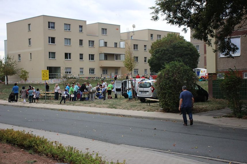 Sturm vertrieb die Feiernden